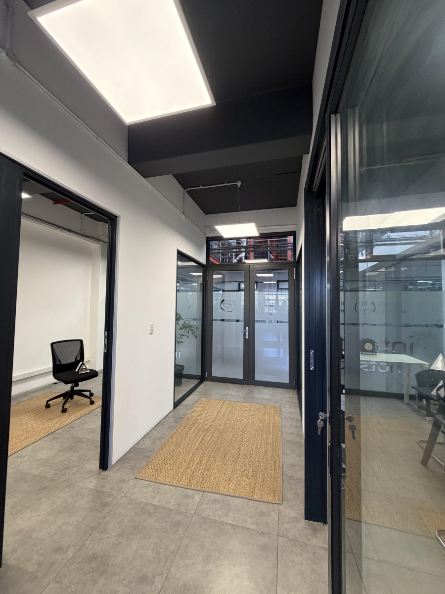 To Let Commercial Property for Rent in Woodstock Western Cape